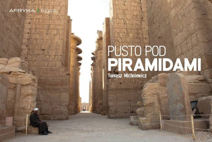 Pusto pod piramidami