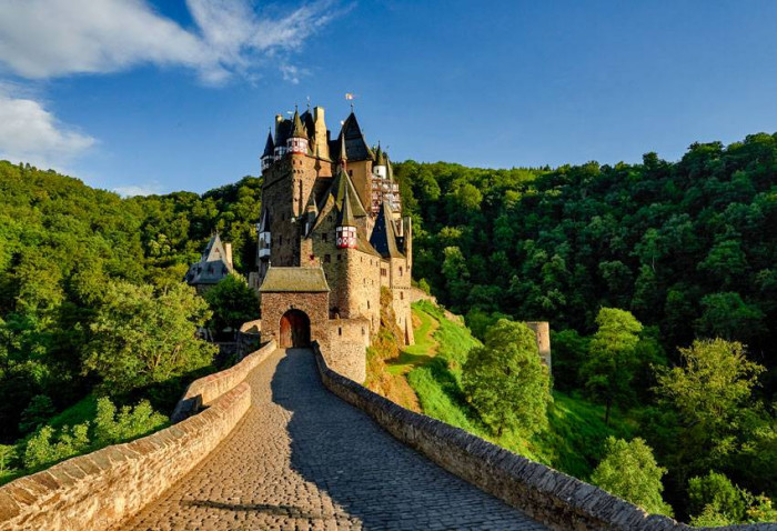 Eltz nad Elzbachem