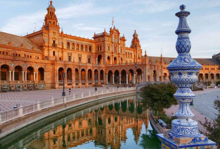 KANAŁEM PRZEZ KRÓLESTWA